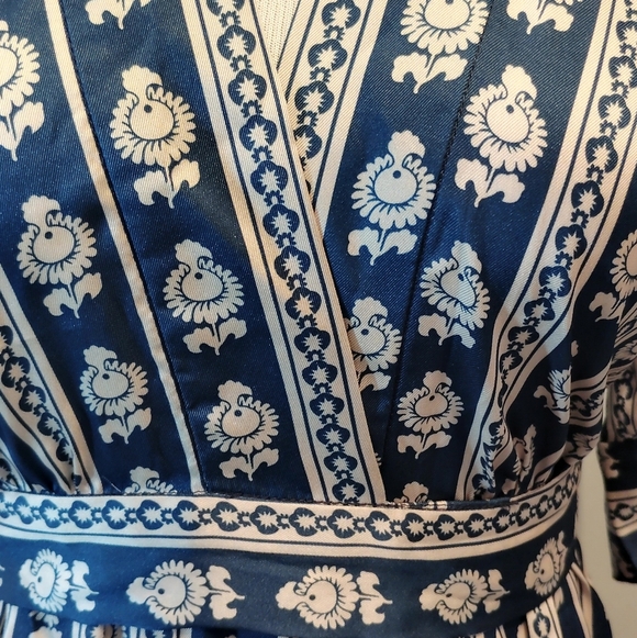 Sandro Enrika graphic-print Navy Blue Wrap Dress - Picture 5 of 11